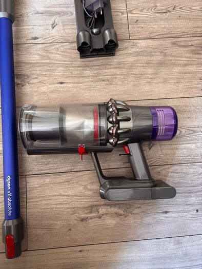 Dyson V11 Absolute