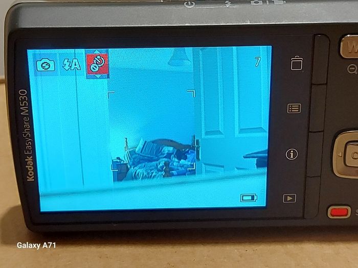 Kodak Easyshare M530 12 MP Digital Camera with 3x Wide Angle Optical Zoom and 2.7-Inch LCD