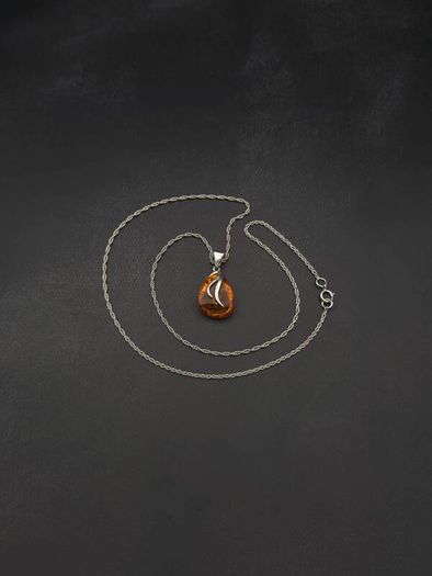 Vintage 925 Sterling Silver & Natural Baltic Amber Necklace