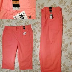 3/4 length Cotton trousers, new with tags
