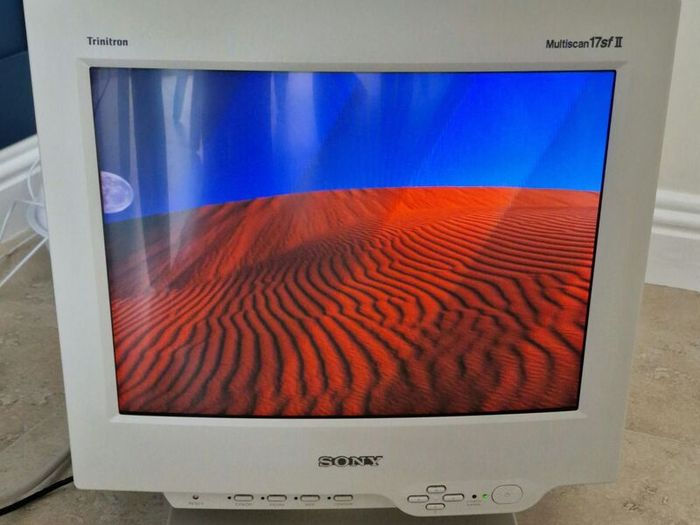 Trinitron Monitor