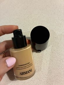 Armani Luminous Silk Foundation