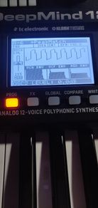 Behringer Deepmind 12