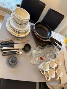 Kitchen items - free - dishes