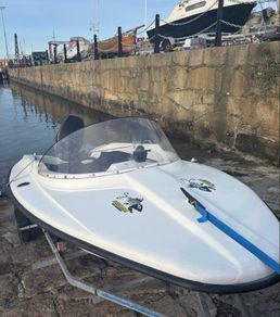 Speedboat