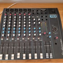 Studiomaster Club 2000 102 Hiz Plus mixer