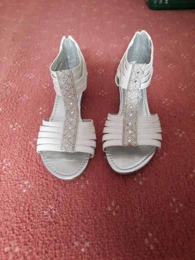 Girls Sandals