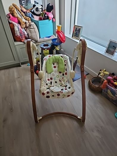 Fisher Price Baby Studio Swing