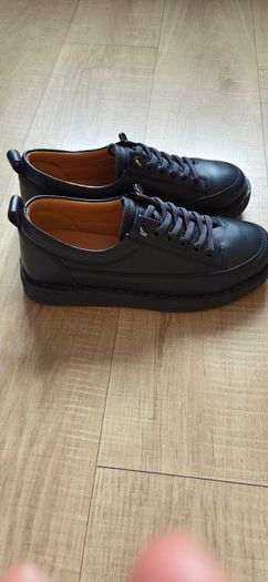 Lorenzo genuine leather shoes