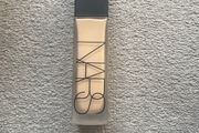 Nars Natural Matte Longwear Foundation