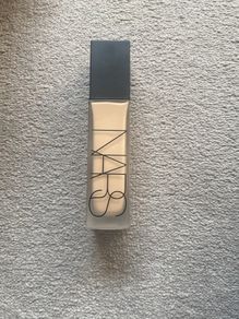 Nars Natural Matte Longwear Foundation