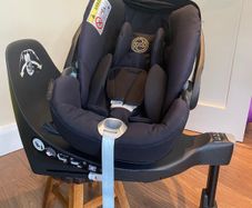 Seat + base | Cybex Cloud Z + Base Z + Newborn Insert