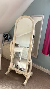 mirror