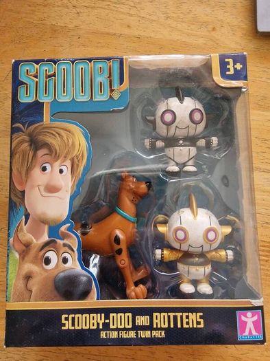 BRAND NEW Scoobydoo Super Scooby Doo And Rottens 2 Figure Pack