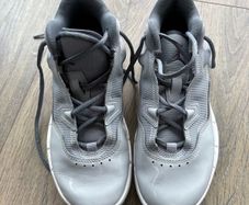 Kids basketball shoes Nike Jordan