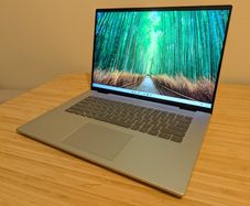 Dell Inspiron 16 Plus 7630 [i7-13620H / RTX 4060 / 32GB / 512GB / 2.5K 120Hz]