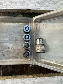 Honda Civic Mk8 05-11 lock nuts set