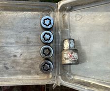 Honda Civic Mk8 05-11 lock nuts set