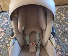 Cybex T cloud i size baby car seat and 360 swivel base