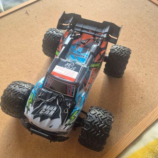 RC Car,4WD, High Speed Off-Road Fun 40km/h