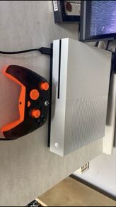 Xbox One S Console read description