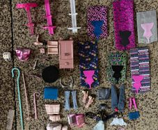 (OPEN TO OFFERS)clothing, stands, and accessories from the L.O.L. Surprise! O.M.G.