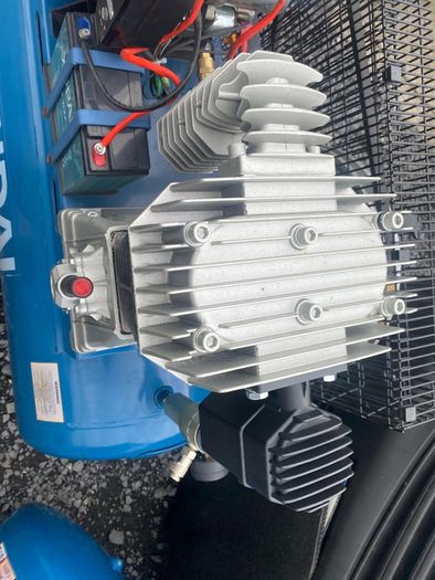 Choice Of Two Hyundai Key Start Compressor