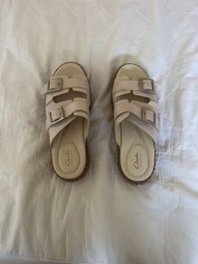 ladies clarks sandals