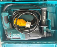 Makita Drill HR2610