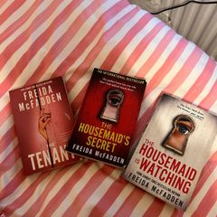Freida McFadden book bundle