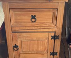 bedside chest pine