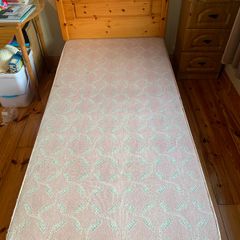 Single bed with two drawers