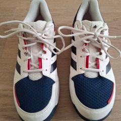 Adidas Indoor / Court Runners