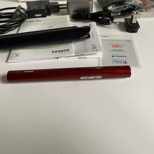Phonak Roger Pen 1.1 Wireless Listening Device  with Dock, Charger & Cables