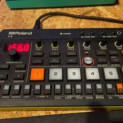 Roland AIRA Compact P-6 sampler