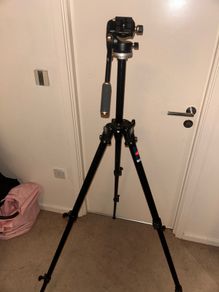 Manfrotto 190B Professional Tripod - Excellent Condition, Fully Working