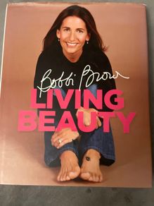 Bobbi Brown - Living Beauty