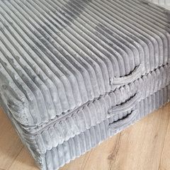 Single fold out bed