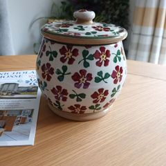Nicholas Mosse Storage Jar