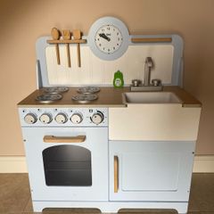 Toy Kitchen