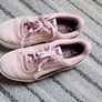 women shoes Image 3