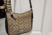 Coach (Authentic) new
