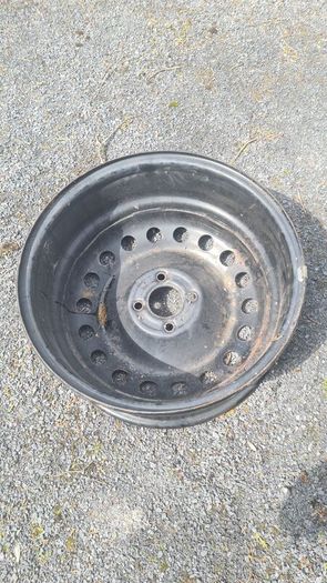 Brand new 16 Inch inch Alloy 4x120(not sure about the exact size)