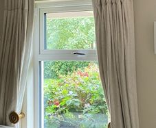 4 x Curtains Cream / Champagne colour