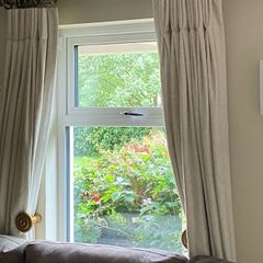 4 x Curtains Cream / Champagne colour