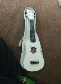 White Ukelele
