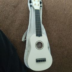 White Ukelele