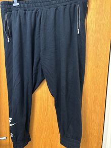 Nike  air bottoms size xxl