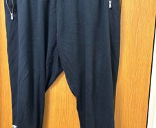 Nike  air bottoms size xxl