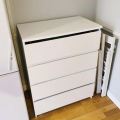 4 drawer chest